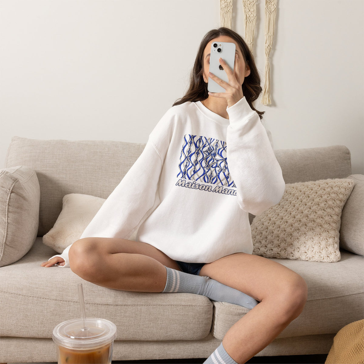 Maison Manu｜Royal Weave Corgi Sweatshirt